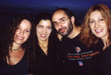 Ale & Laura in DC December 2001