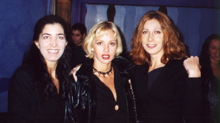 Ale & Laura in DC December 2001